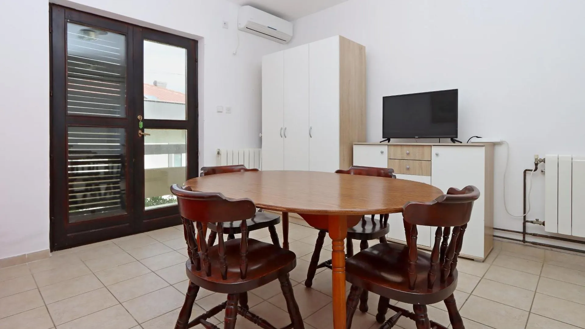 Apartments With A Parking Space Pag - 18345 Pag Town