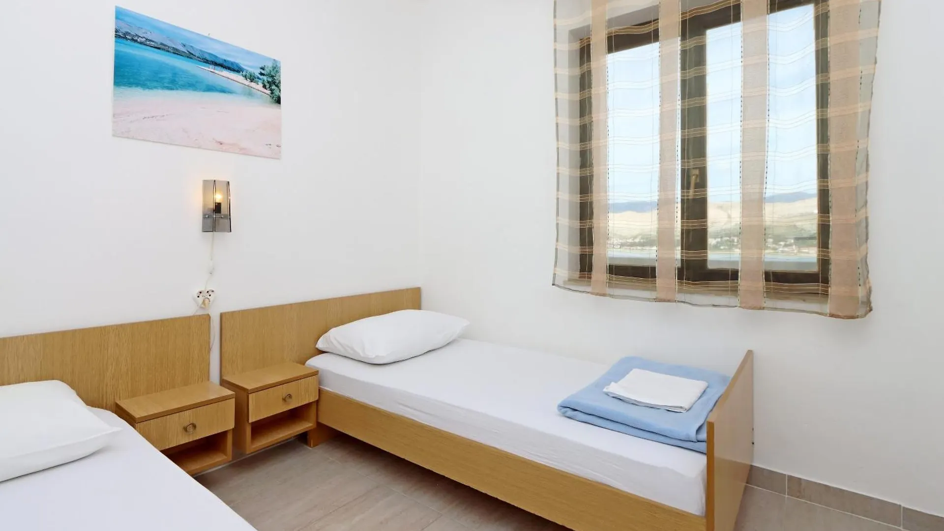 Apartments With A Parking Space Pag - 18345 باغ كرواتيا