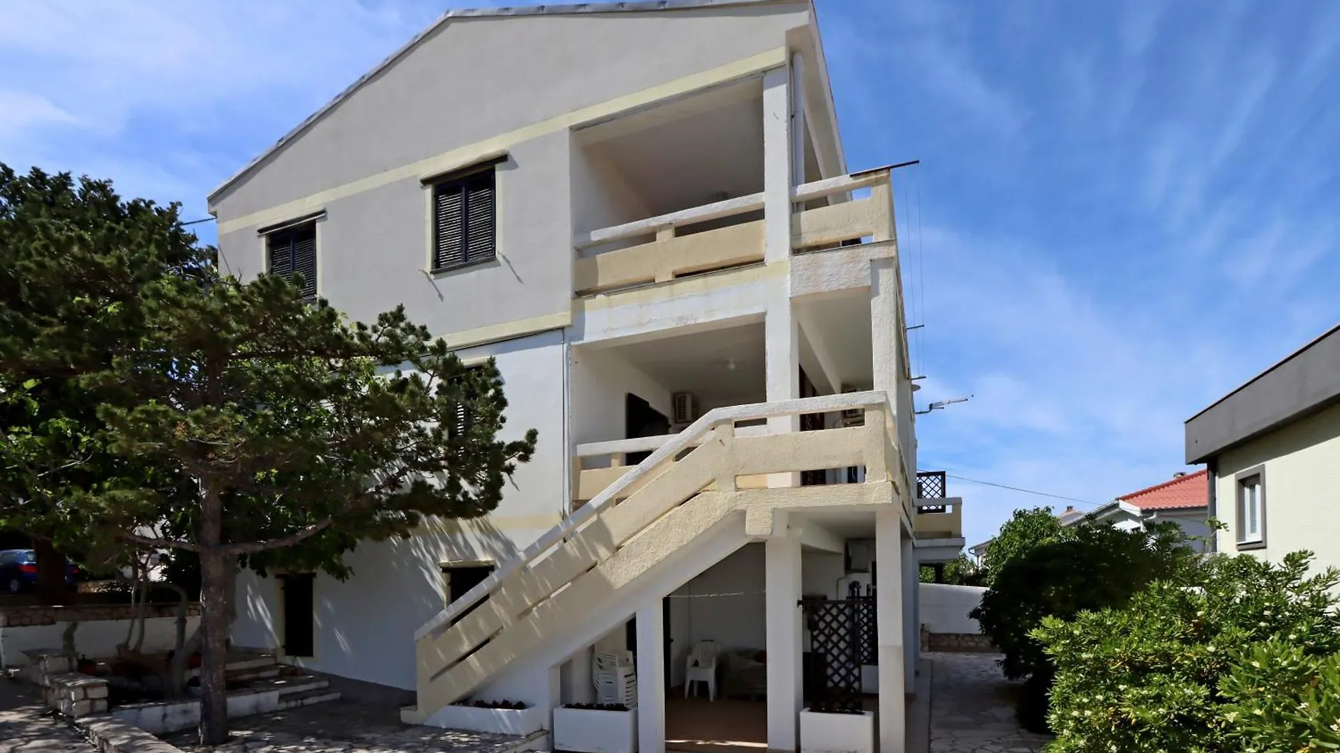 Apartments With A Parking Space Pag - 18345 Pag Town
