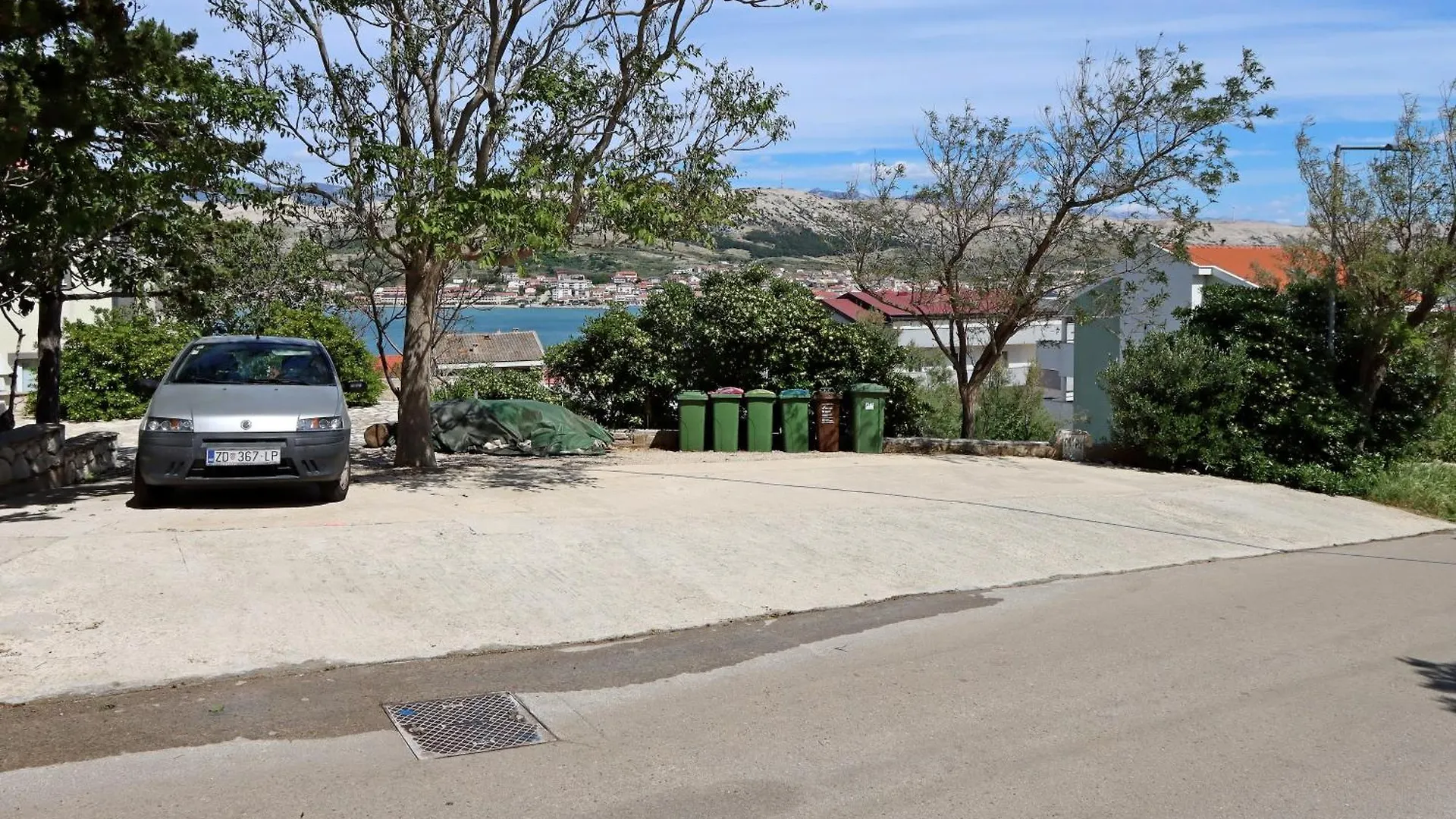Apartments With A Parking Space Pag - 18345 Pag Town