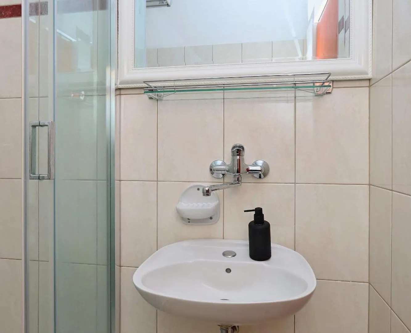 Apartments With A Parking Space Pag - 18345 باغ